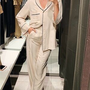 Zara Cream Pajama suit Silky S/Xs